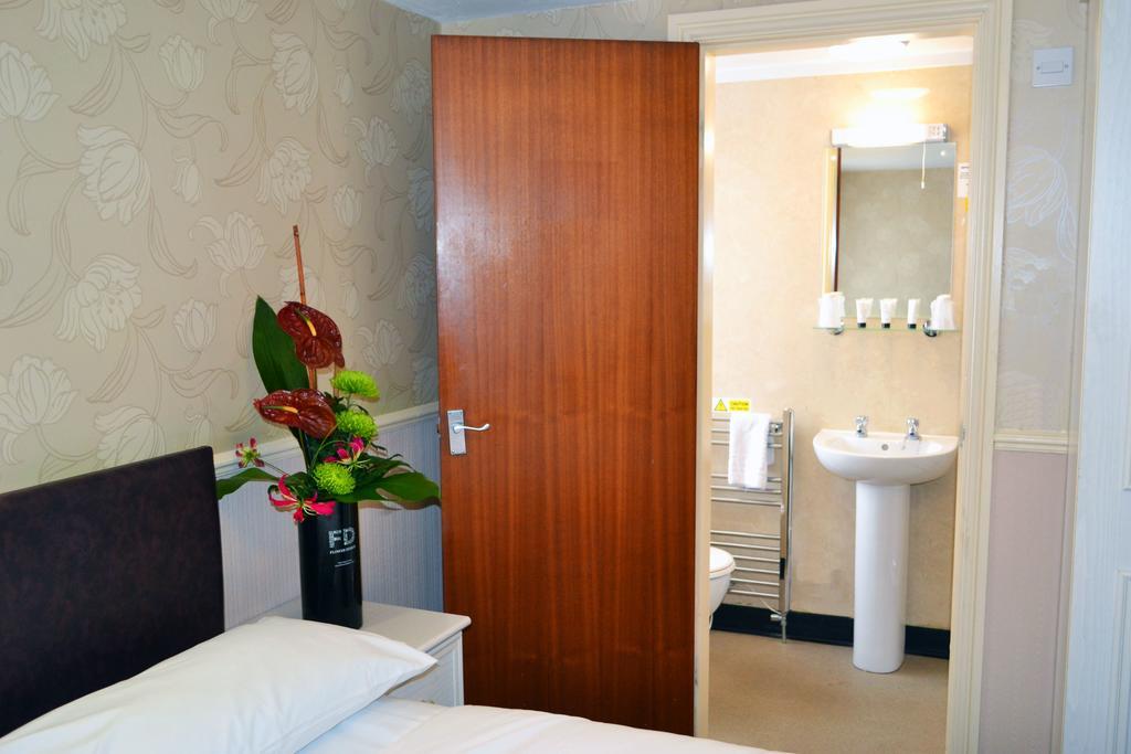 Lyndene Hotel Blackpool Værelse billede