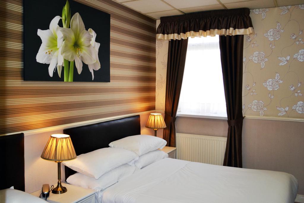 Lyndene Hotel Blackpool Eksteriør billede