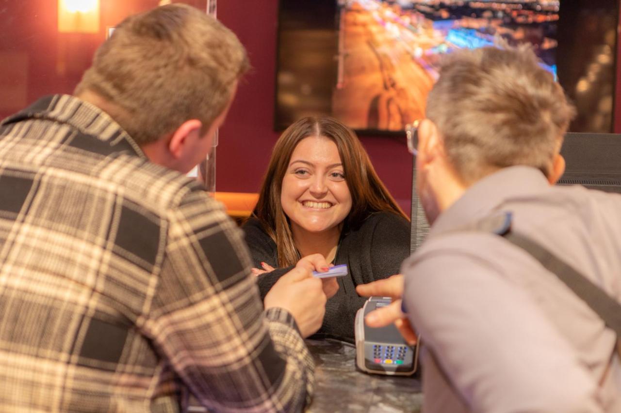 Lyndene Hotel Blackpool Eksteriør billede