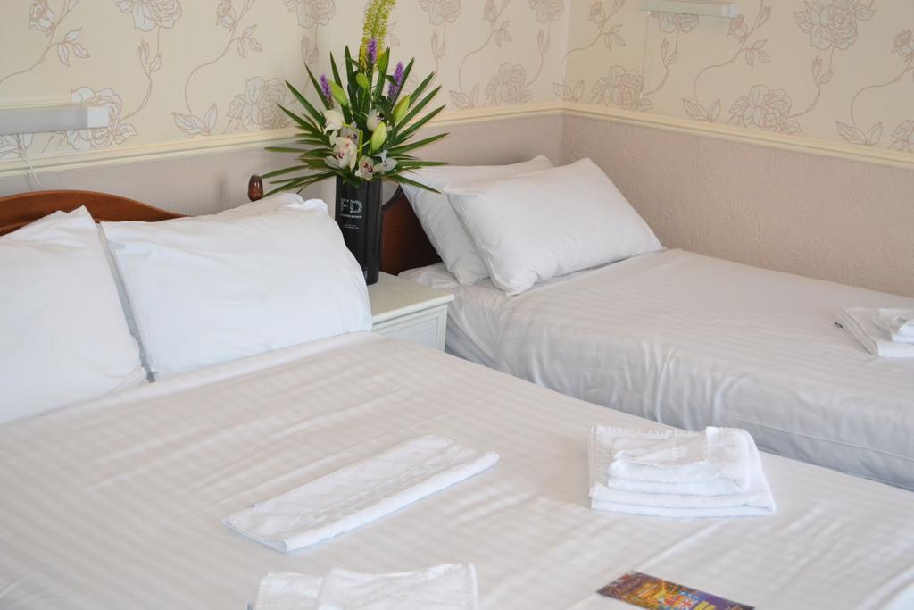 Lyndene Hotel Blackpool Eksteriør billede